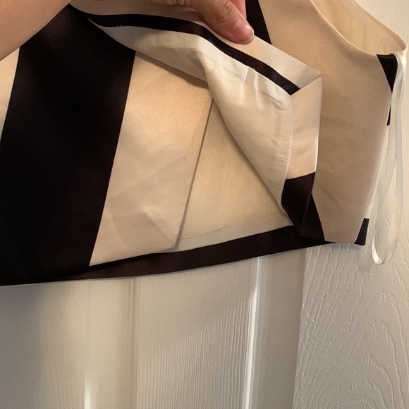 Crop top - Picture 3 of 4